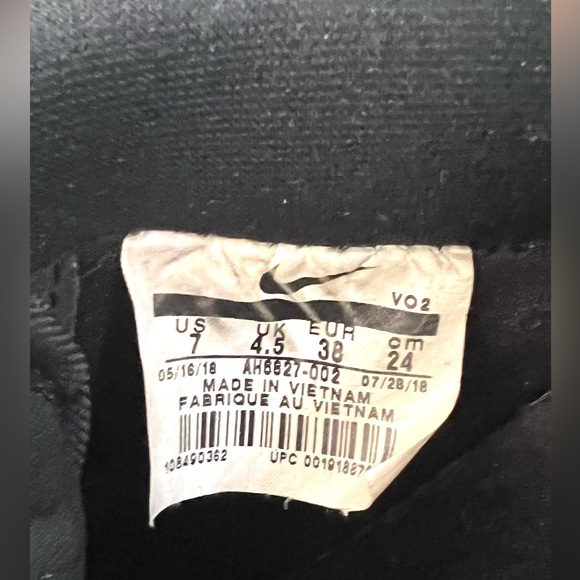 Nike AF1 Limited Edition - Picture 5 of 9